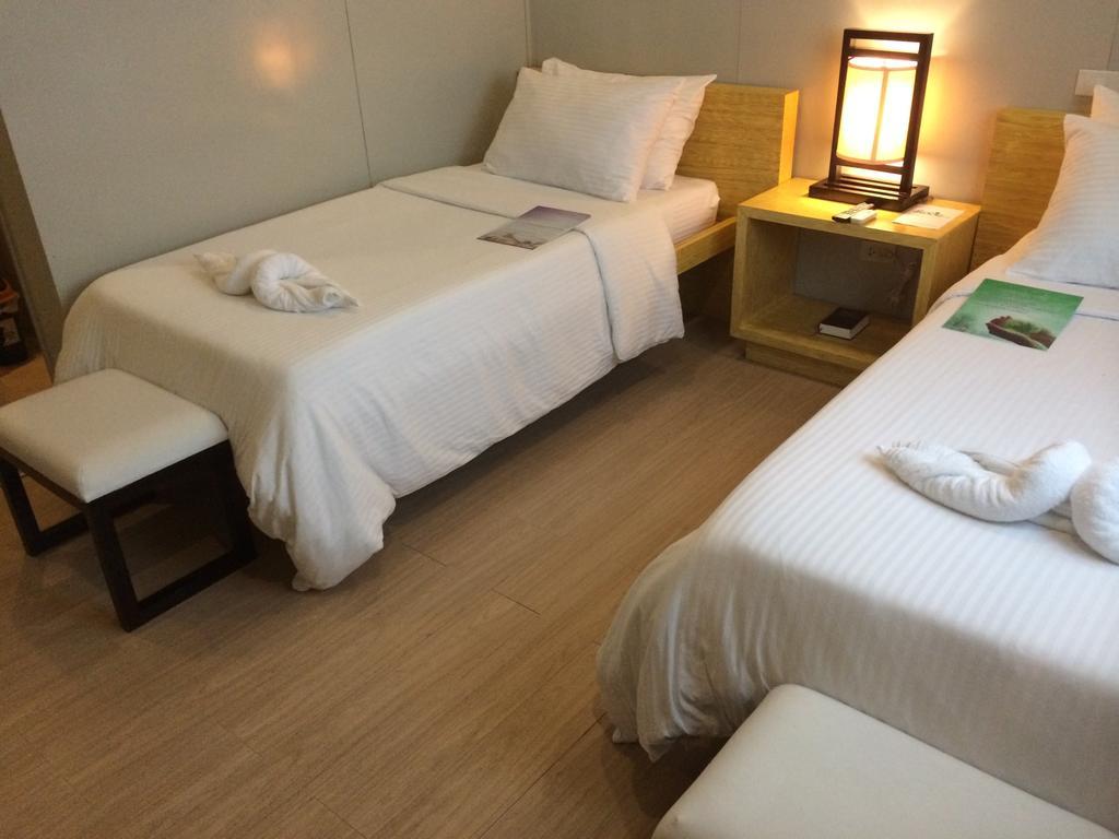 Shore Time Hotel - Annex Balabag  Zewnętrze zdjęcie
