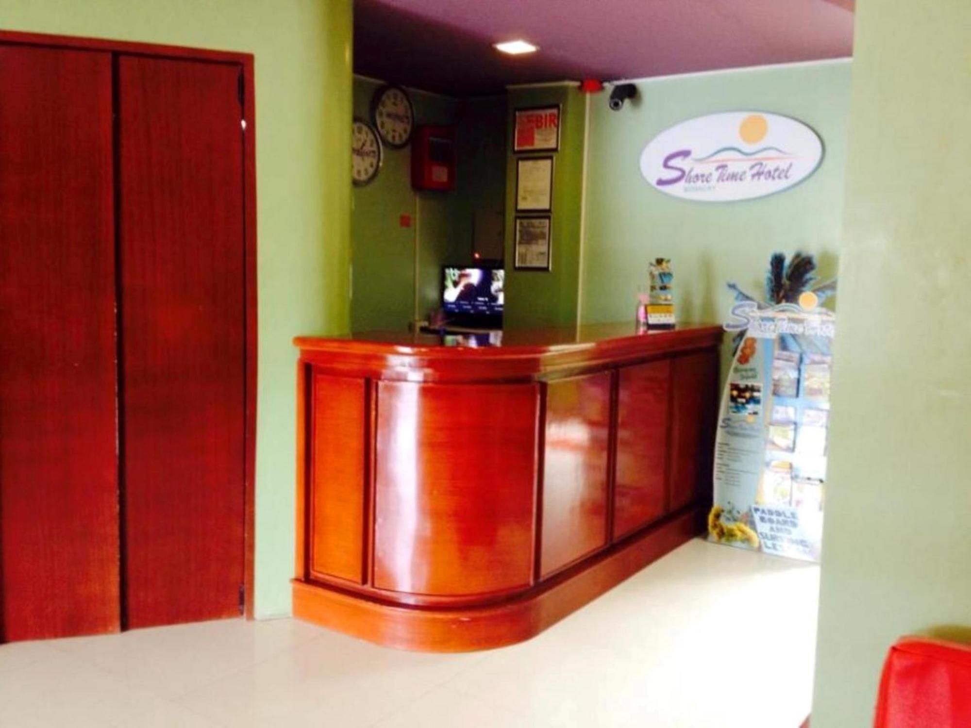 Shore Time Hotel - Annex Balabag  Zewnętrze zdjęcie