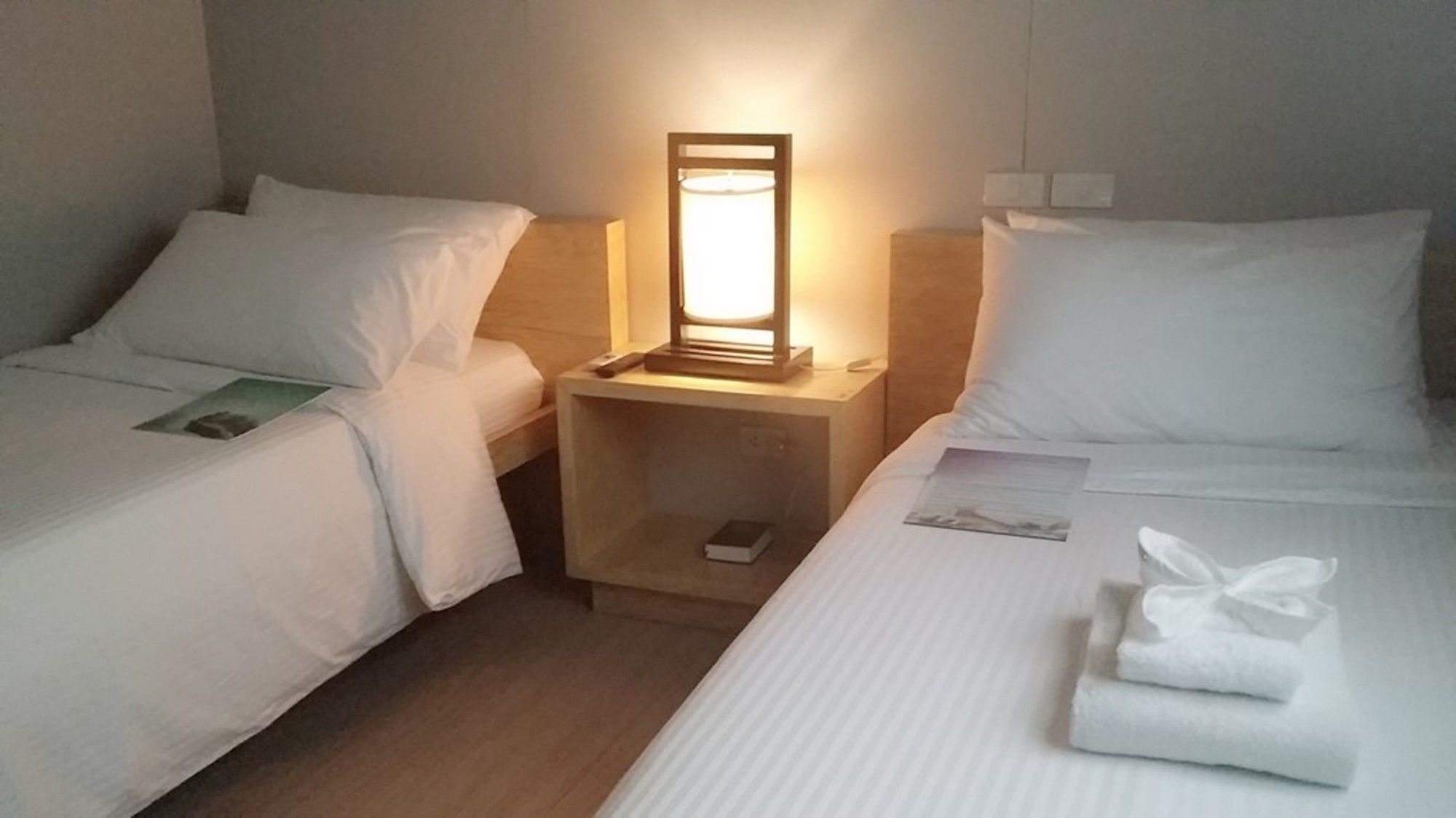 Shore Time Hotel - Annex Balabag  Zewnętrze zdjęcie