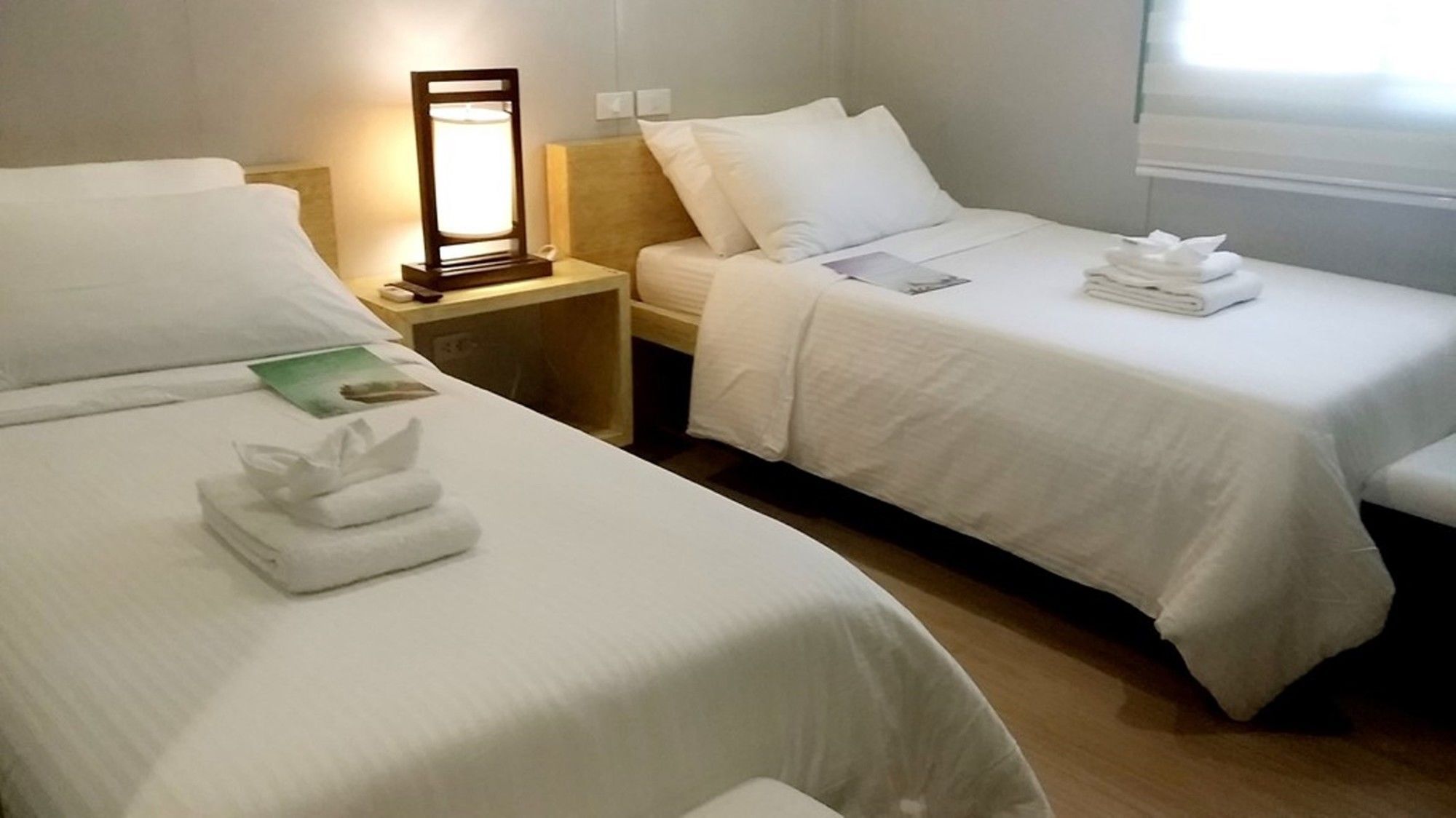 Shore Time Hotel - Annex Balabag  Zewnętrze zdjęcie